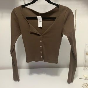 long sleeve brown crop top
